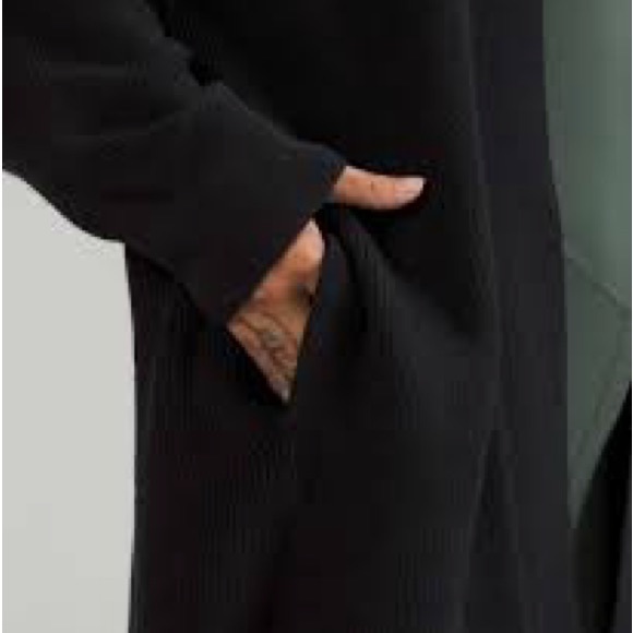 Lululemon Merino Wool-Blend Ribbed
Long Wrap Sweater - Picture 5 of 7